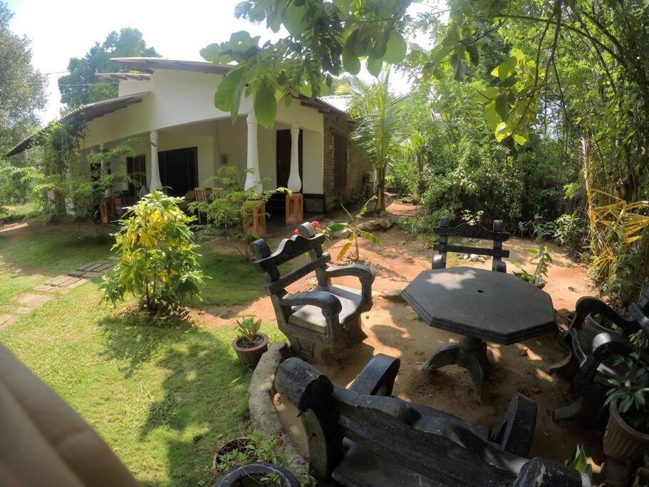 Sigiriya Village Home Stay Eksteriør bilde